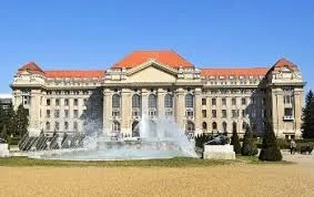 Scholarships in Hungary without IELTS